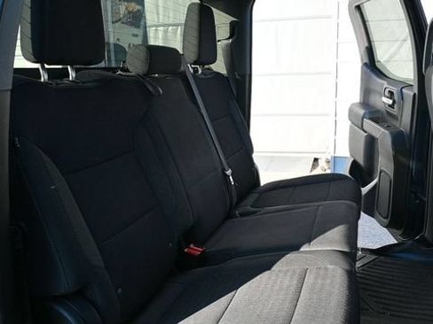 Used 2021 Chevrolet Silverado 1500 LT AWD/4WD image 17