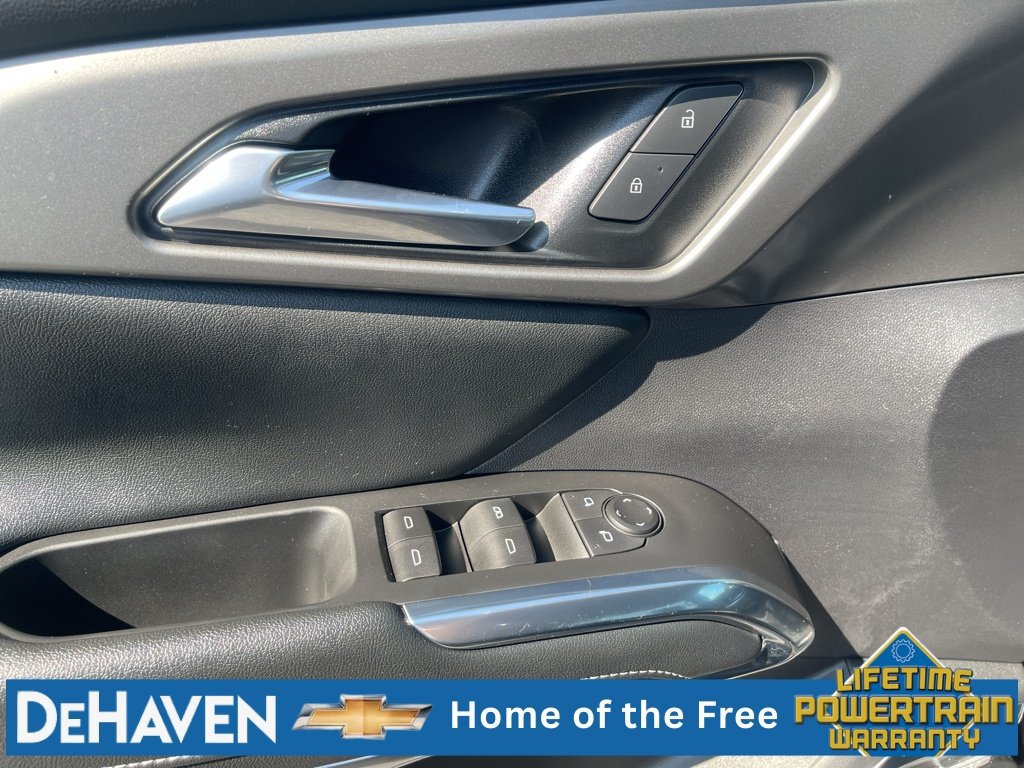 Used 2024 Chevrolet Traverse LT w/ Enhanced Driving Package FWD image 23