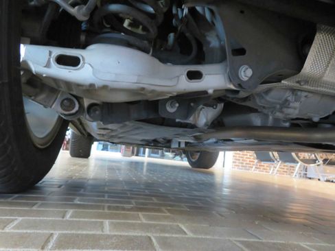 Used 2020 Land Rover Range Rover Evoque SE image 67