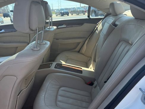 Used 2013 Mercedes-Benz CLS 550 4MATIC image 12