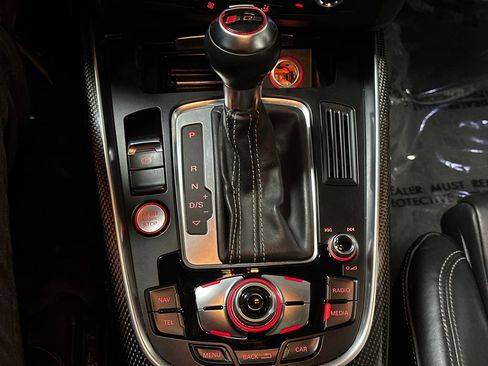 Used 2017 Audi SQ5 Premium Plus w/ Technology Package image 44