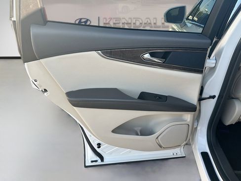 Used 2016 Lincoln MKX Select w/ Select Plus Package image 23