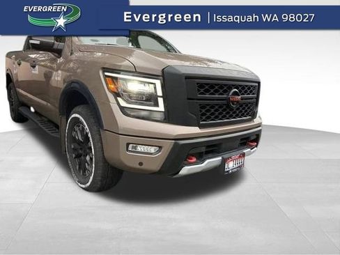 Used 2020 Nissan Titan PRO-4X w/ Pro-4x Convenience Package image 1
