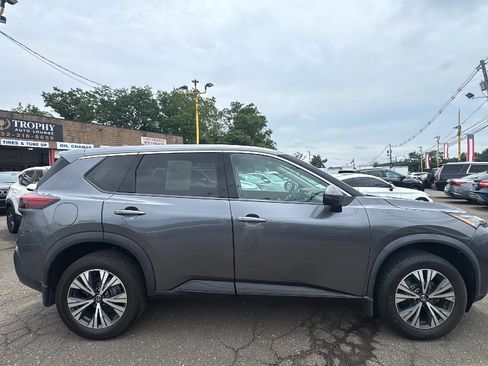 Used 2021 Nissan Rogue SV AWD/4WD image 4