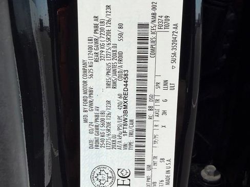 Used 2024 Ford F350 Lariat w/ Lariat Ultimate Package AWD/4WD image 19