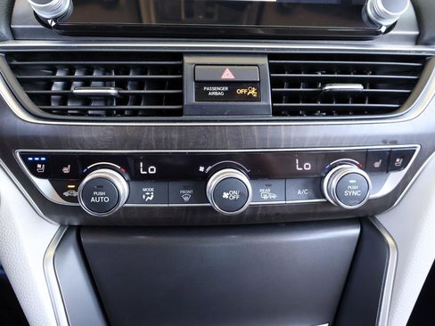 Used 2018 Honda Accord Touring image 49