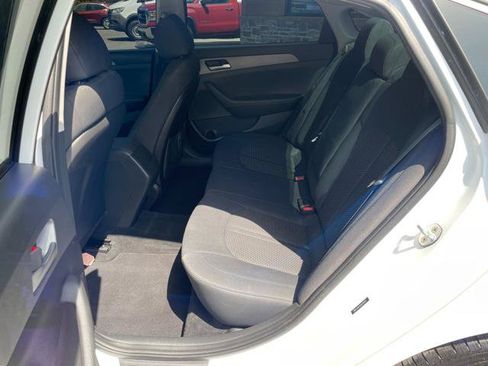 Used 2018 Hyundai Sonata SE FWD image 23