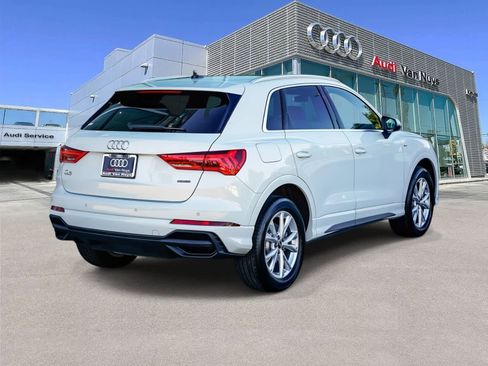 Used 2023 Audi Q3 2.0T Premium Plus w/ Premium Plus Package image 4