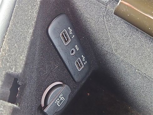 Used 2022 Dodge Challenger R/T w/ Blacktop Package image 18