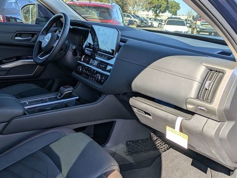 New 2025 Nissan Pathfinder Platinum w/ Cargo Package image 35