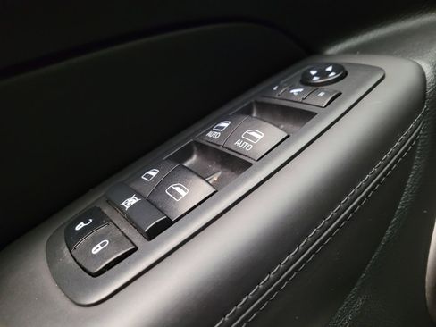 Used 2021 Jeep Grand Cherokee High Altitude AWD/4WD image 27