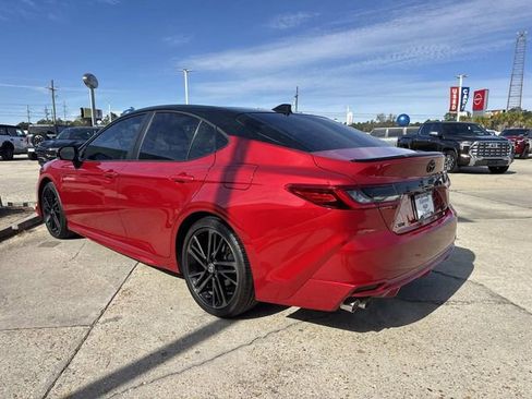 Used 2025 Toyota Camry XSE image 4