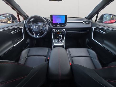 Certified 2025 Toyota RAV4 XSE w/ Premium Package AWD/4WD image 18