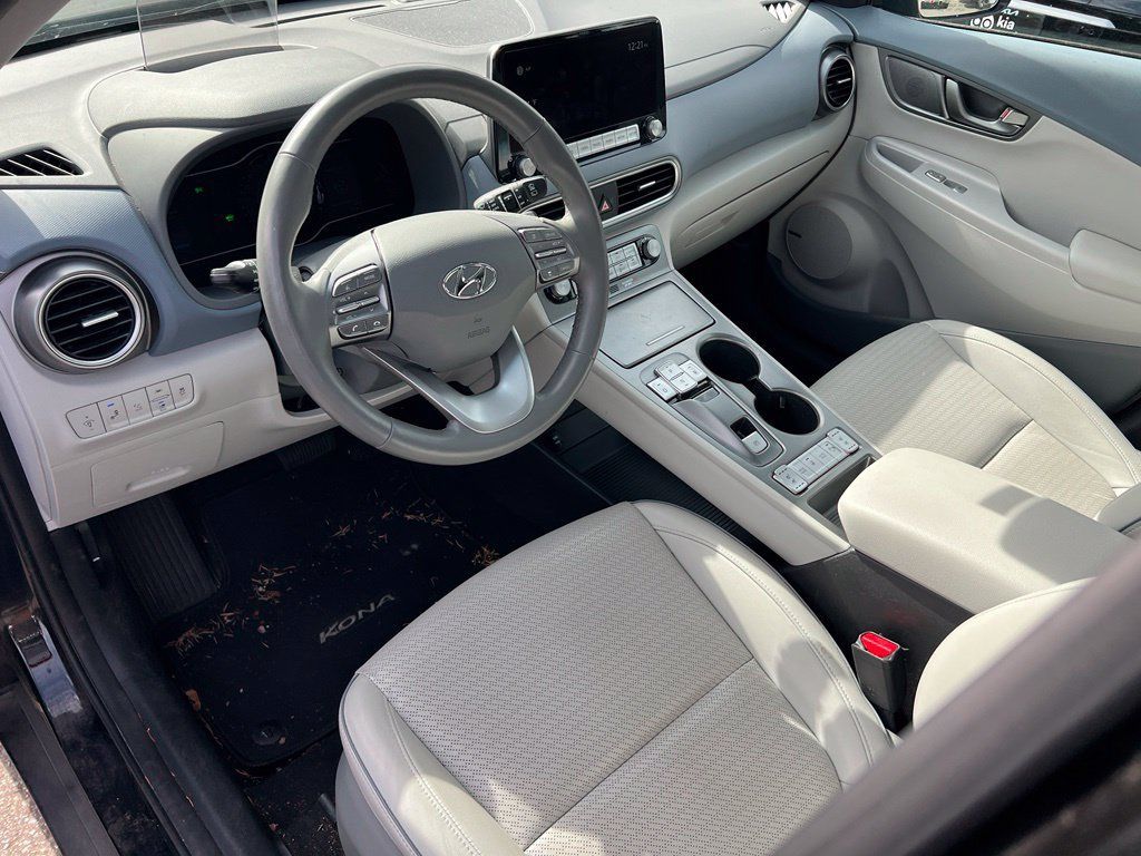 Used 2021 Hyundai Kona Ultimate w/ Cargo Package FWD image 15
