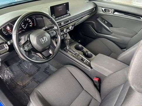 Used 2023 Honda Civic EX image 9