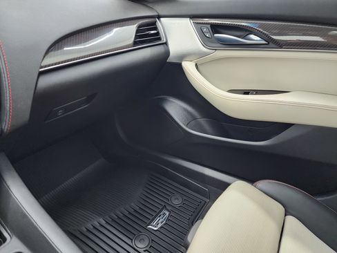 Used 2021 Cadillac CT5 V w/ Premium Package image 14