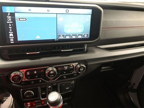 Used 2024 Jeep Wrangler Unlimited Rubicon image 14