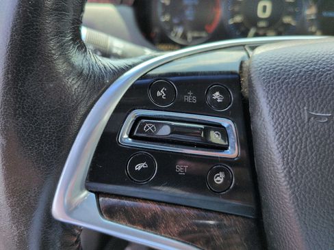 Used 2013 Cadillac XTS Premium FWD image 18
