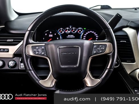 Used 2020 GMC Yukon XL Denali w/ Open Road Package image 18