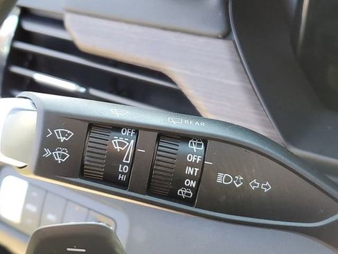 New 2026 GMC Acadia Denali w/ Super Cruise Package AWD/4WD image 10