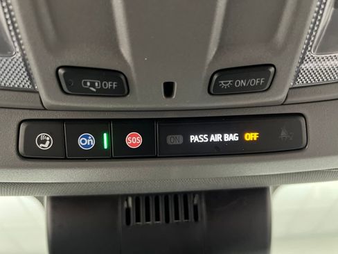 Used 2023 Chevrolet Silverado 1500 LT image 57