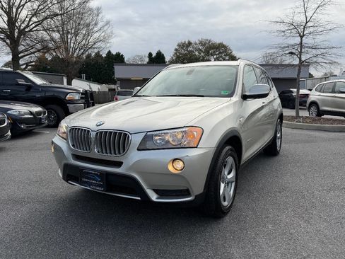 Used 2011 BMW X3 xDrive28i image 8