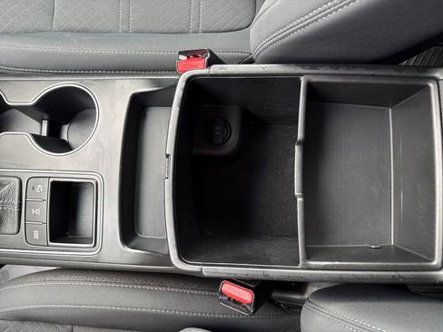 Used 2017 Kia Sorento LX w/ LX Convenience Package image 31