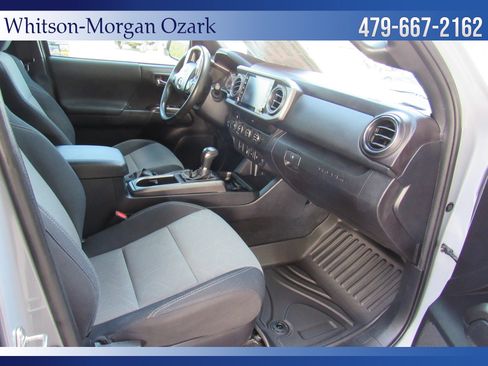 Used 2020 Toyota Tacoma TRD Off-Road image 23