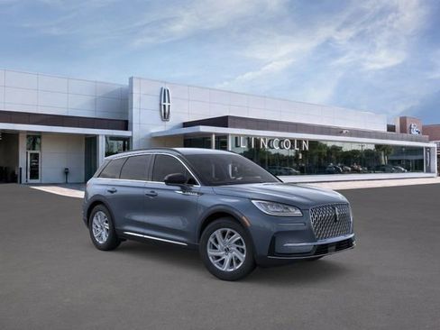 New 2026 Lincoln Corsair Premiere FWD image 8