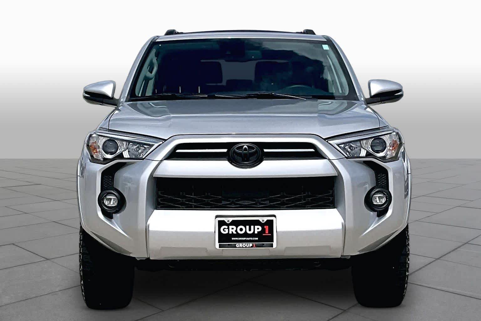 Used 2022 Toyota 4Runner SR5 Premium w/ Moonroof Package RWD image 4