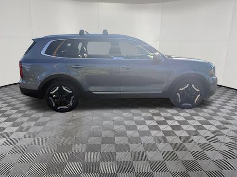 Used 2025 Kia Telluride S AWD/4WD image 8