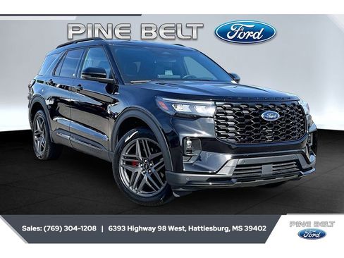 Used 2025 Ford Explorer ST-Line w/ ST-Line Street Pack AWD/4WD image 1