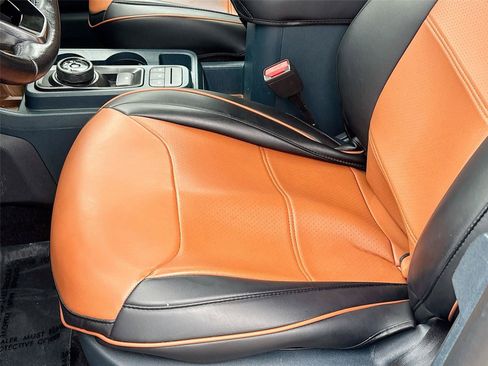 Used 2022 Ford Maverick Lariat w/ Lariat Luxury Package FWD image 20