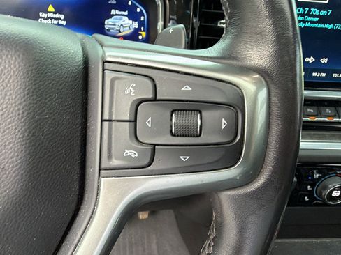 Used 2022 Chevrolet Silverado 1500 LTZ w/ LTZ Premium Package AWD/4WD image 29