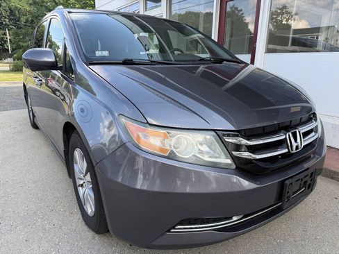 Used 2016 Honda Odyssey SE image 9