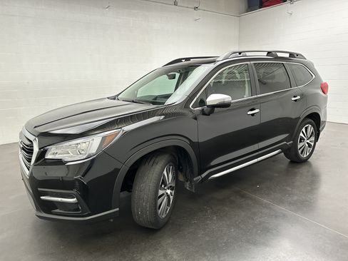 Used 2022 Subaru Ascent Touring AWD/4WD image 4