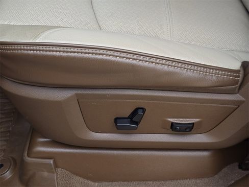 Used 2023 RAM 3500 Laramie image 30