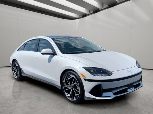 Used 2023 Hyundai Ioniq 6 Limited RWD image 7
