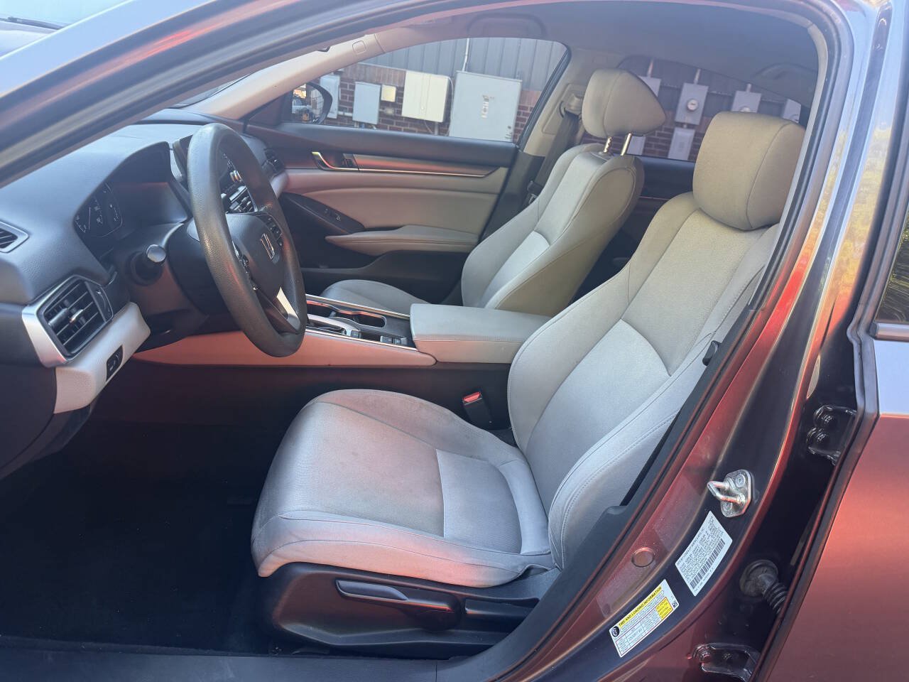 Used 2019 Honda Accord LX image 10