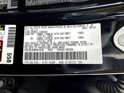 Used 2024 Toyota Tacoma TRD Off-Road image 36