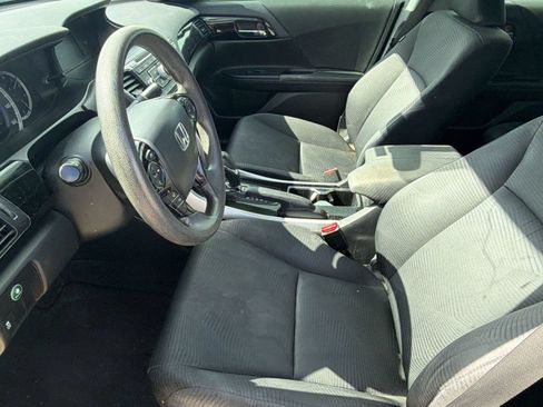 Used 2016 Honda Accord LX image 5