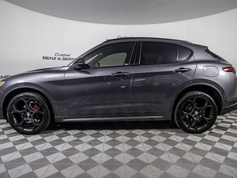 Used 2022 Alfa Romeo Stelvio Veloce AWD/4WD image 10