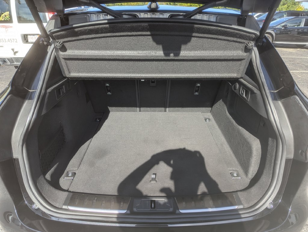 Used 2023 Jaguar F-PACE S AWD/4WD image 39