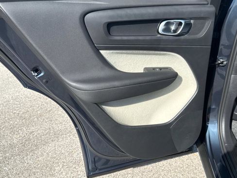 New 2026 Volvo XC40 B5 Ultra w/ Climate Package image 11