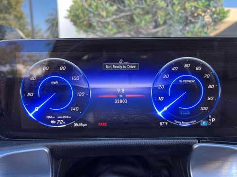 Used 2024 Mercedes-Benz EQB 250+ image 8