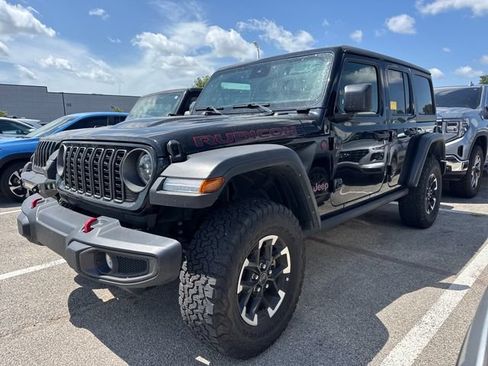 Used 2025 Jeep Wrangler Unlimited Rubicon AWD/4WD image 1