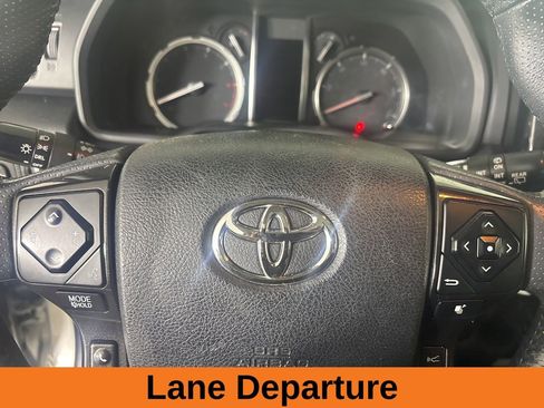 Used 2021 Toyota 4Runner TRD Off-Road Premium w/ Moonroof Package AWD/4WD image 14