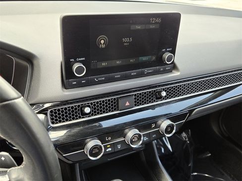 Used 2025 Honda Civic Sport image 21