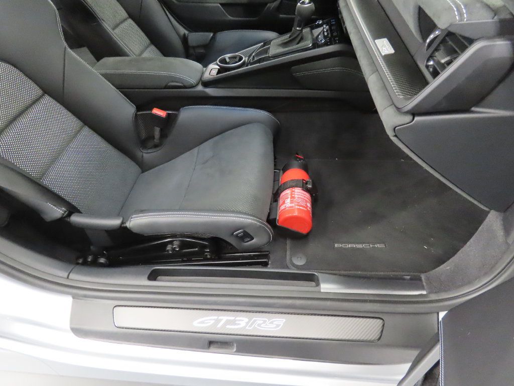 Certified 2025 Porsche 911 GT3 RS RWD image 49
