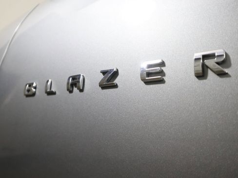 Used 2023 Chevrolet Blazer LT image 20